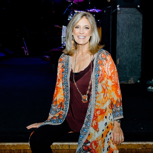 Meet your Posher, Janis - Picture 1 of 1